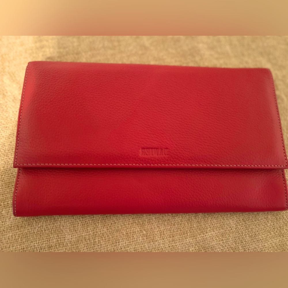 Brand New - Danier Leather Travel Clutch